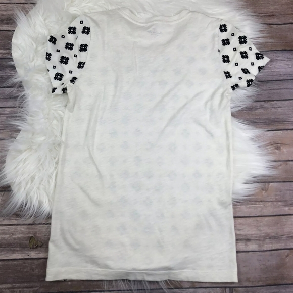 J. Crew Collector Tee Velvet Diamond Geo IkatbPrint T Shirt Size Large - Picture 3 of 6